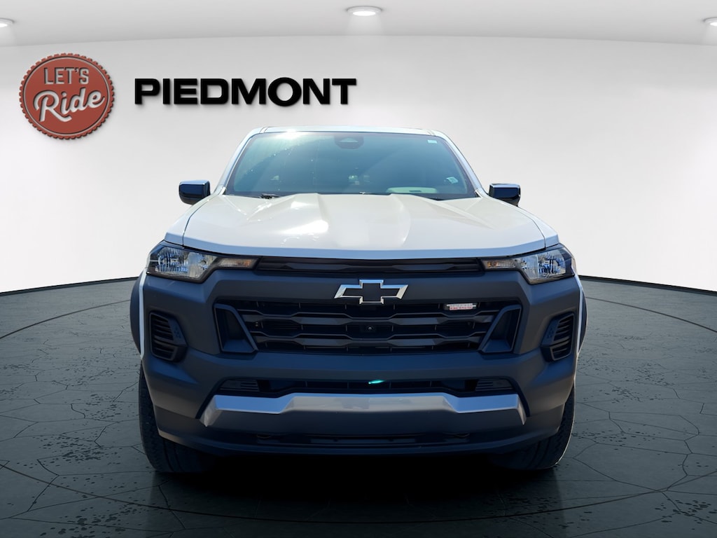 Used 2023 Chevrolet Colorado 4WD Crew Cab Trail Boss Truck Crew Cab