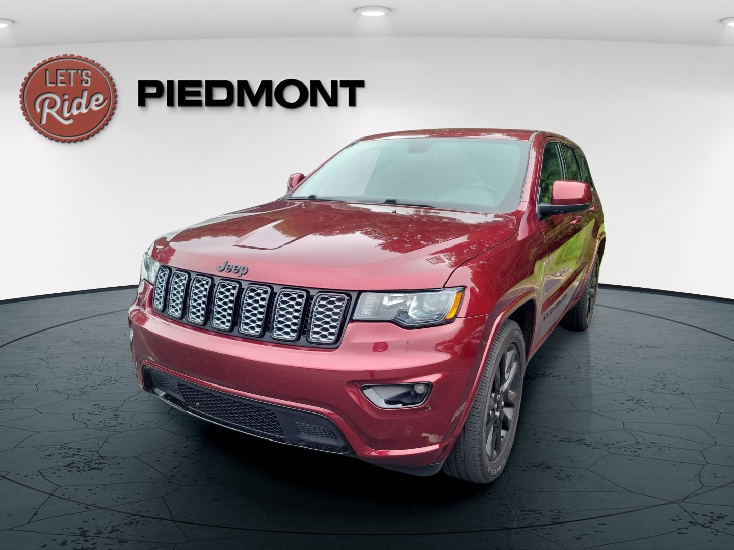 2021 Jeep Grand Cherokee Laredo X's photo