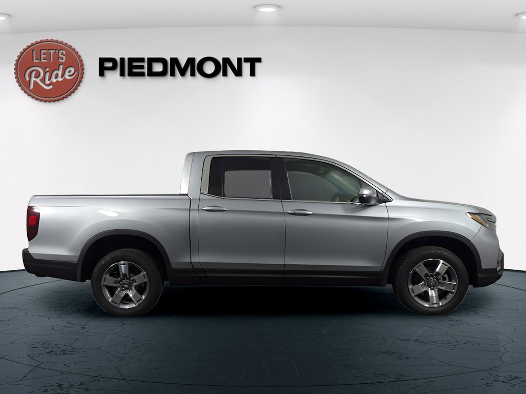 New 2025 Honda Ridgeline RTL Truck Crew Cab