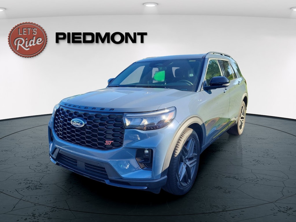 Used 2026 Ford Explorer ST 4WD SUV