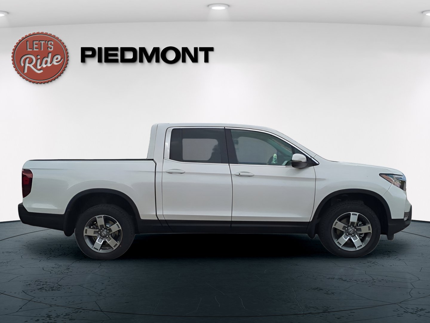 2025 Honda Ridgeline RTL photo 2