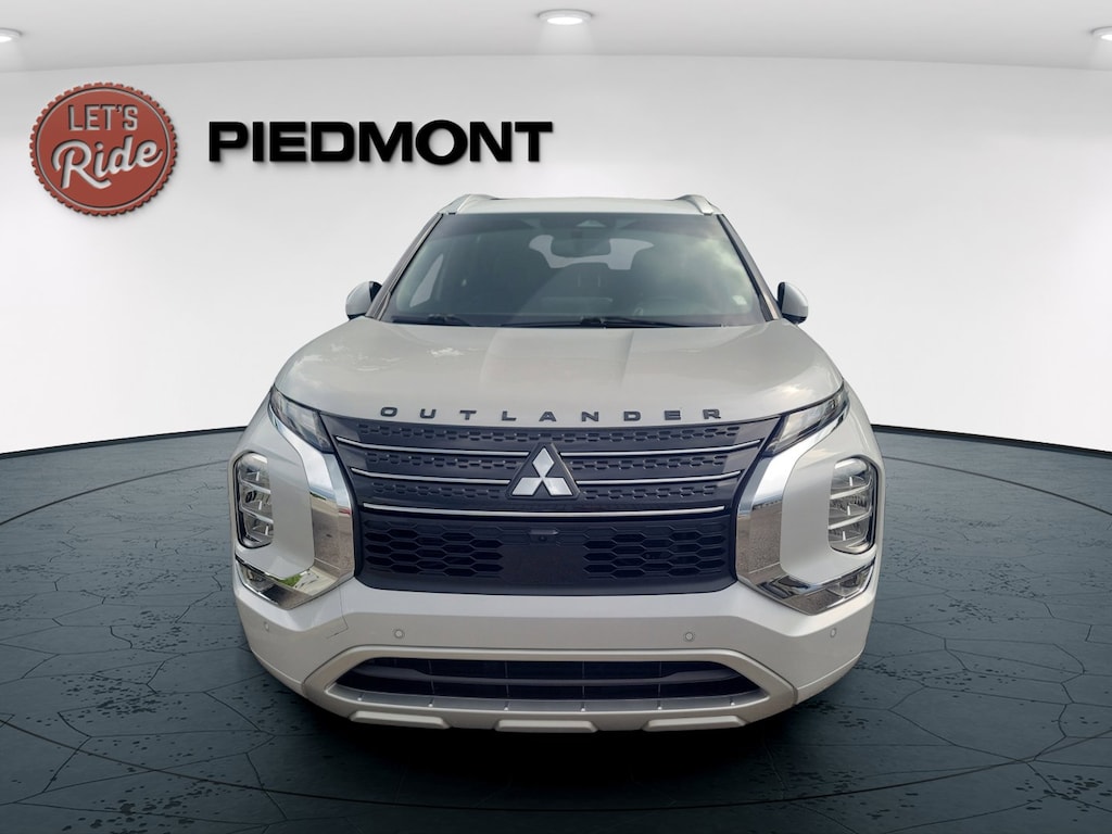 Used 2022 Mitsubishi Outlander SEL FWD CUV