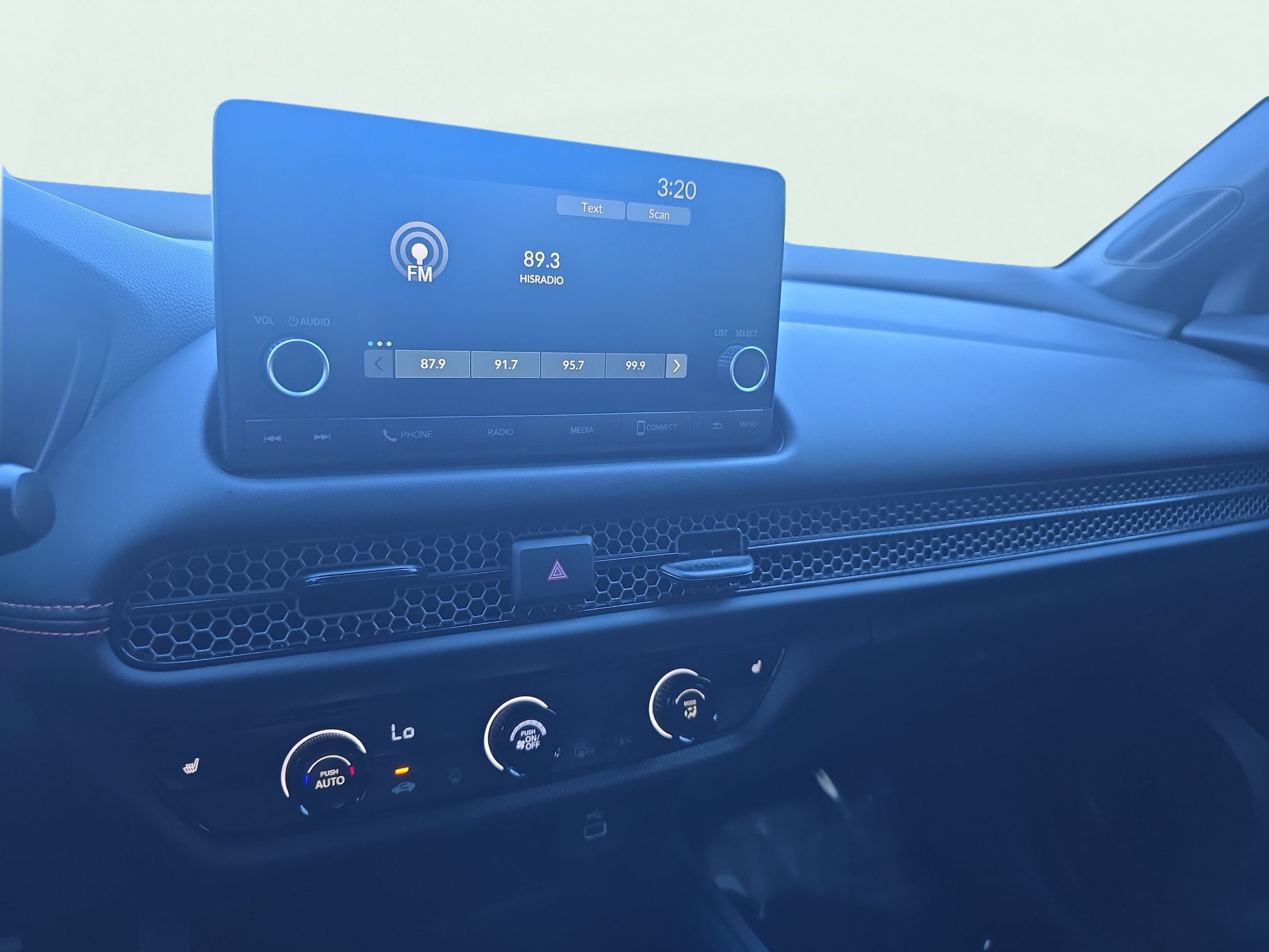 2025 Honda HR-V Sport - Photo 31