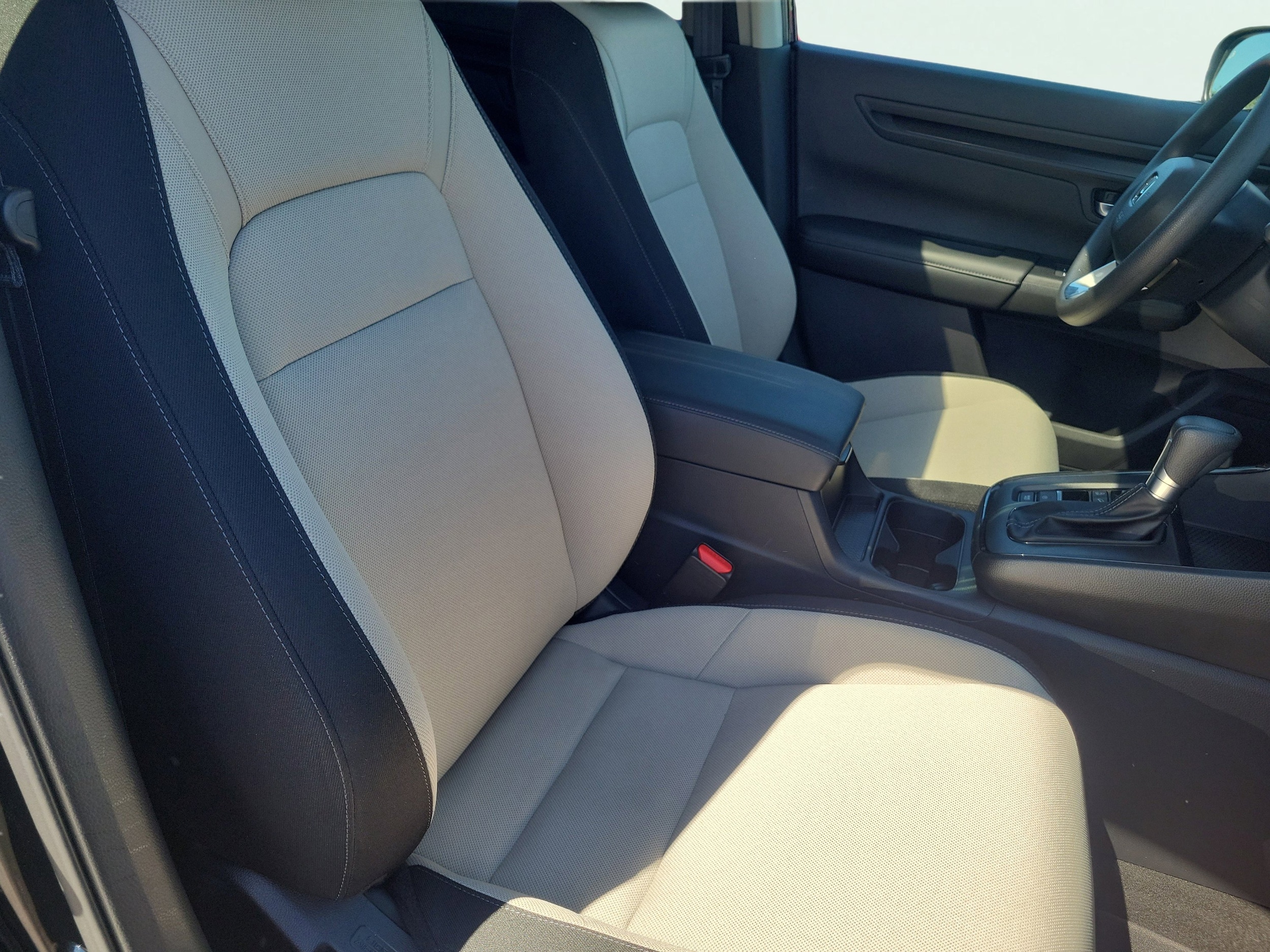 2025 Honda CR-V EX - Photo 21
