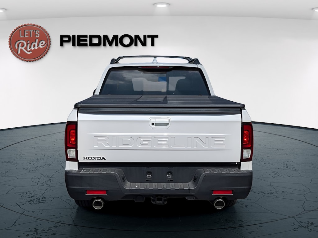 New 2026 Honda Ridgeline RTL Truck Crew Cab