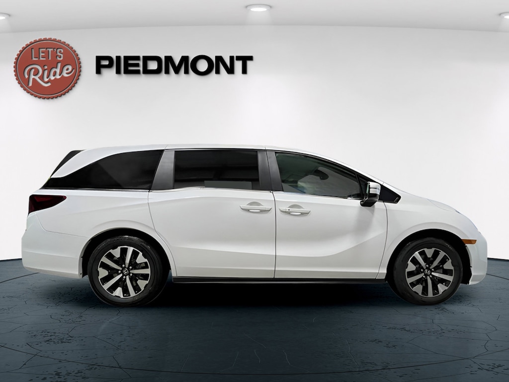 New 2026 Honda Odyssey EX-L Van Passenger