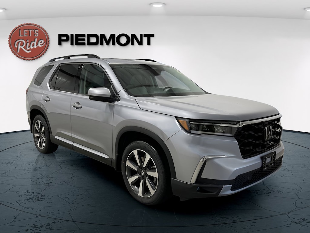 New 2025 Honda Pilot Touring SUV