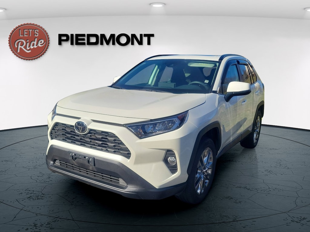 Used 2021 Toyota RAV4 XLE Premium FWD SUV