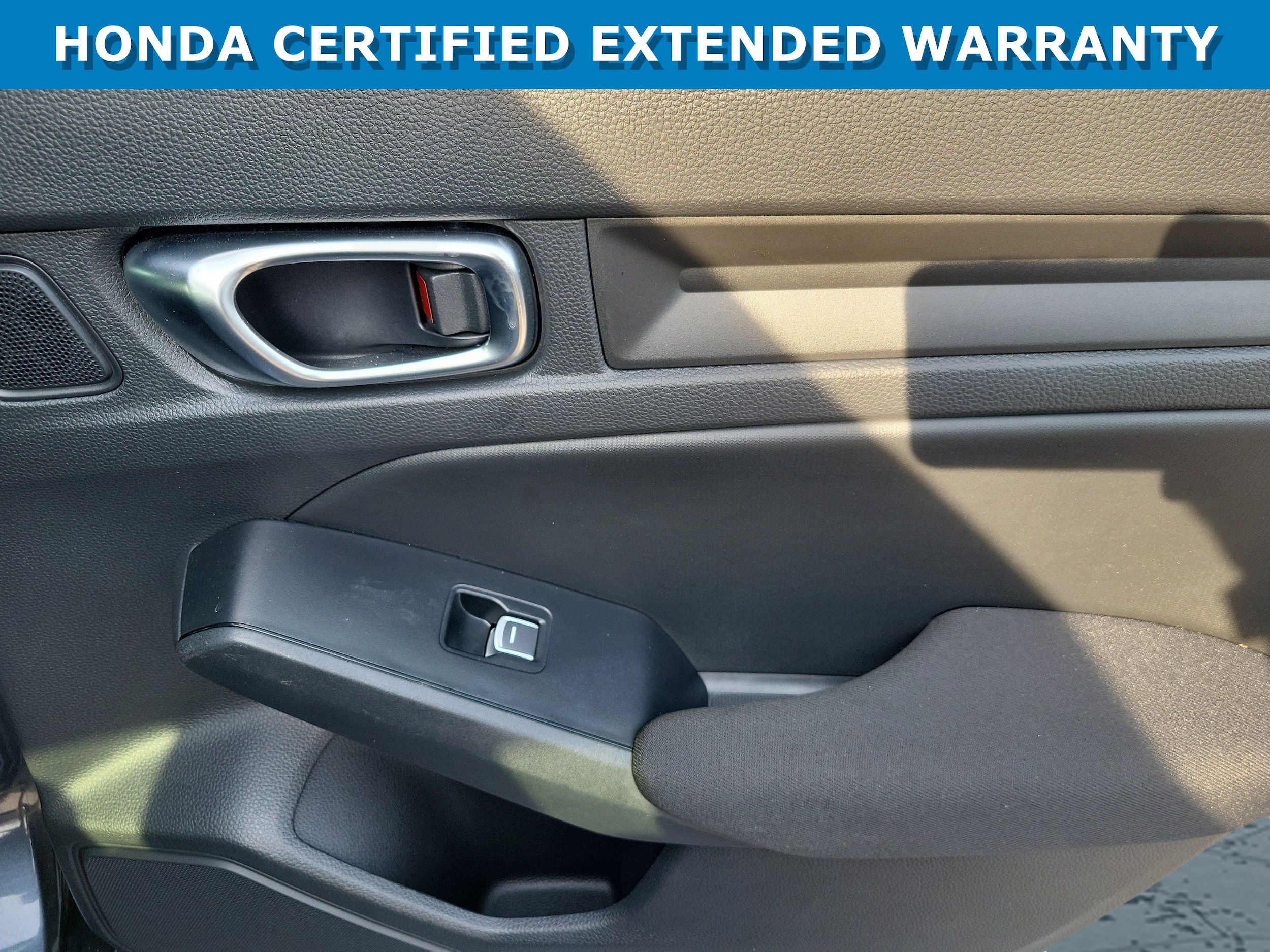 2025 Honda Civic Hatchback Sport - Photo 18