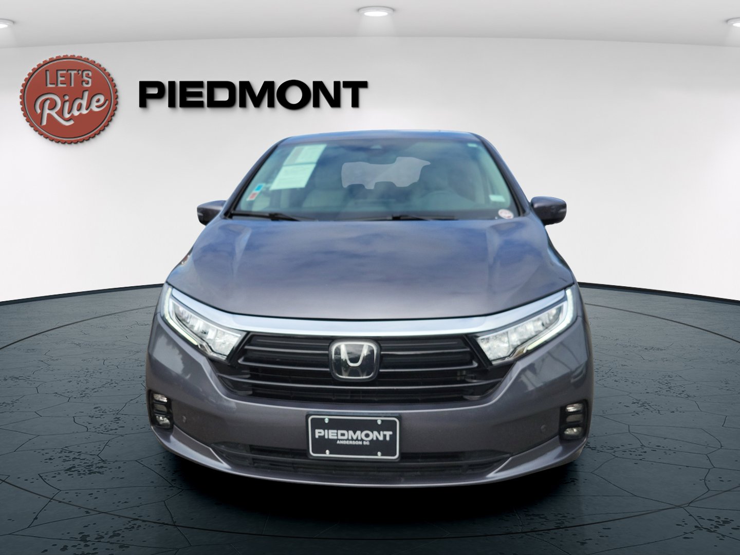 2022 Honda Odyssey Elite photo 2