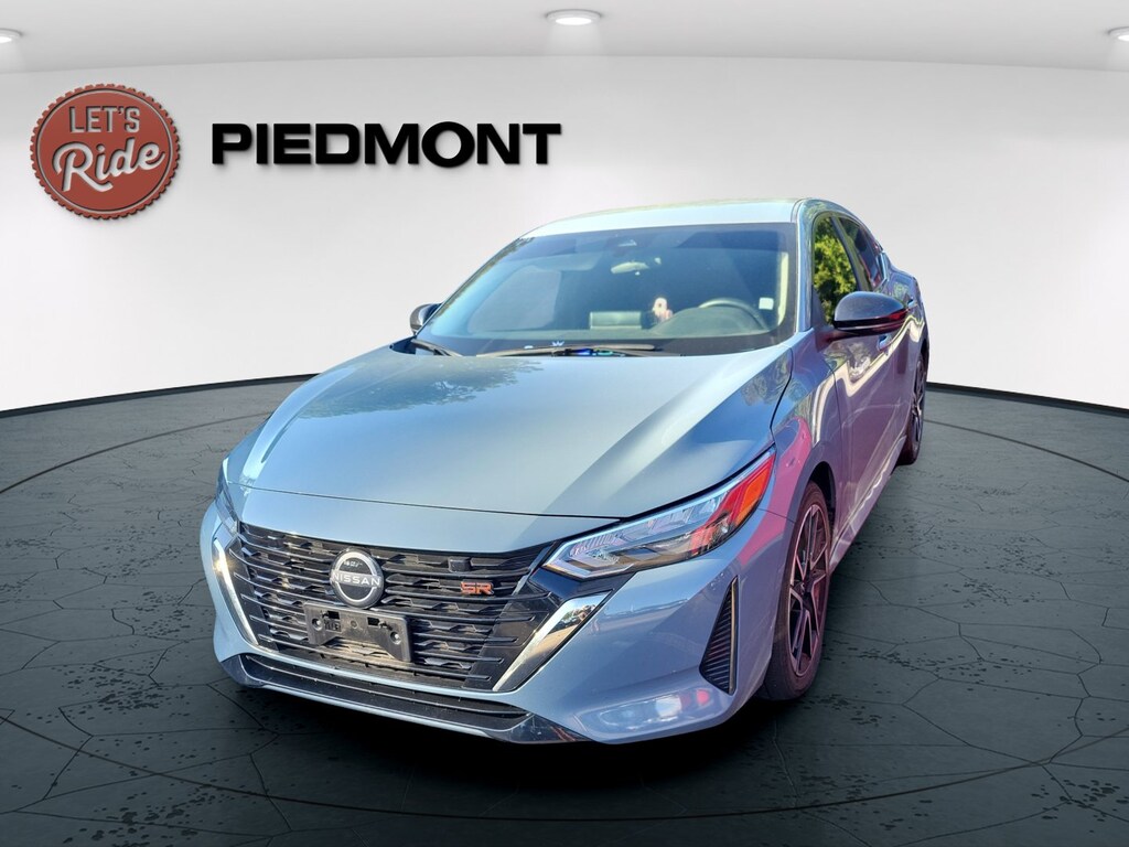 Used 2025 Nissan Sentra SR CVT Sedan