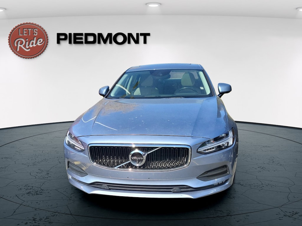 Used 2017 Volvo S90 T6 AWD Momentum Sedan