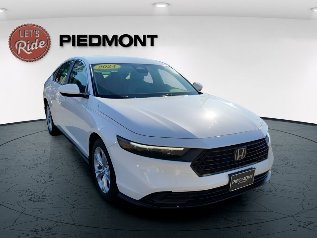 New 2024 Honda Accord LX Sedan