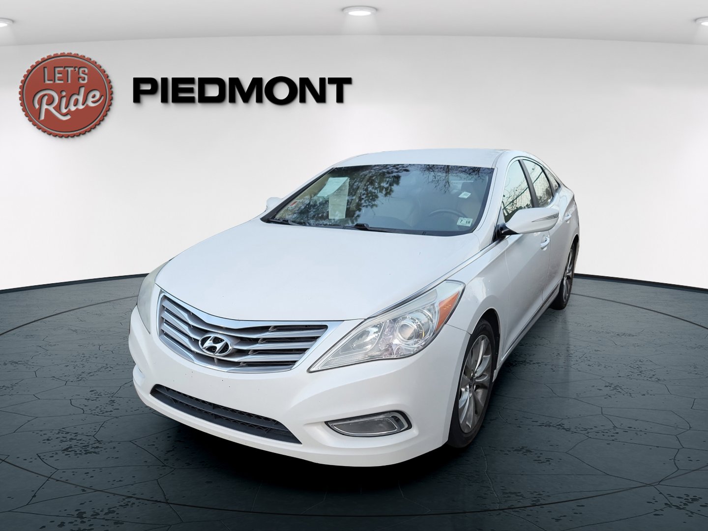 2013 Hyundai Azera Base's photo