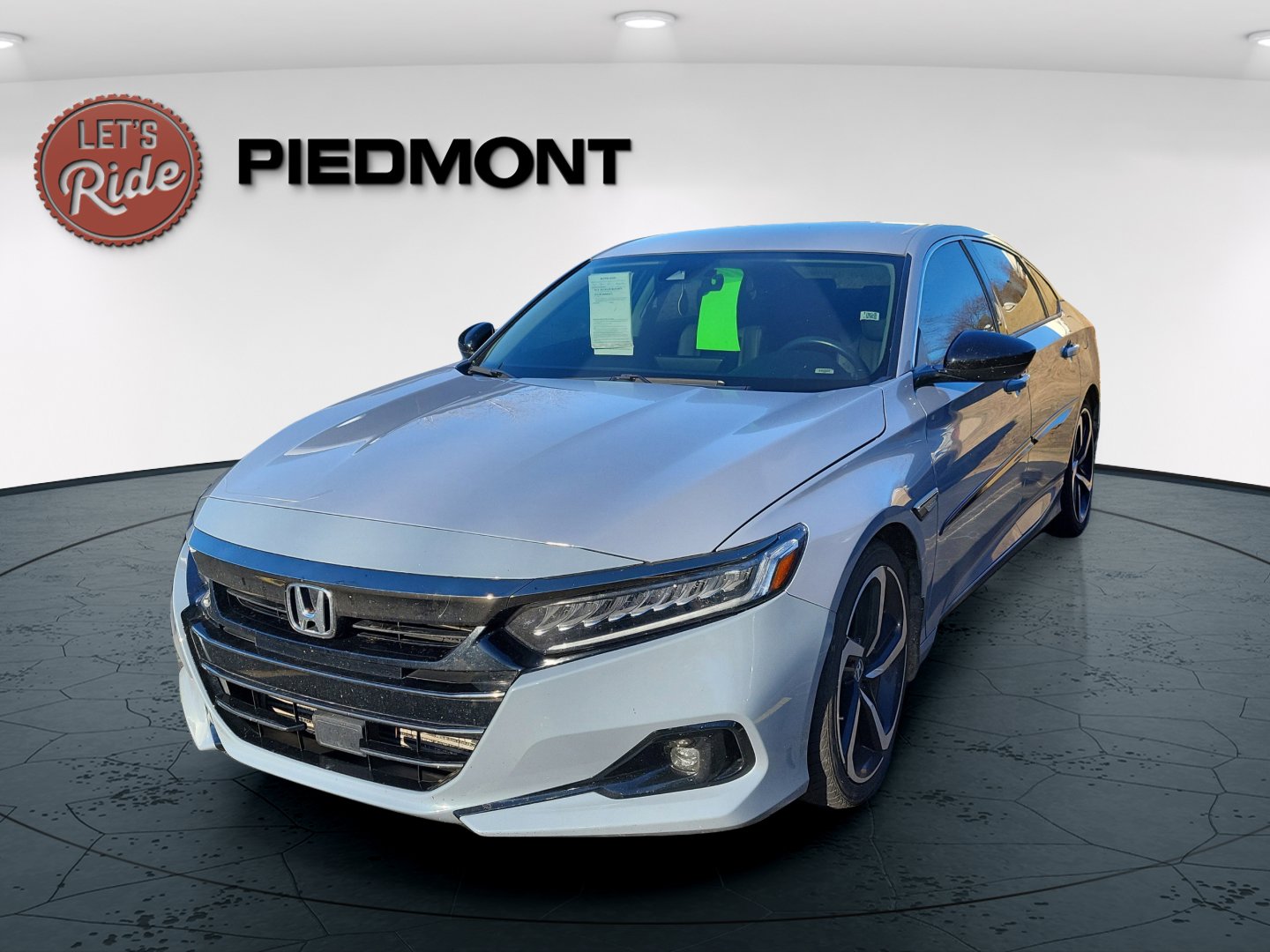 2021 Honda Accord Sport SE's photo