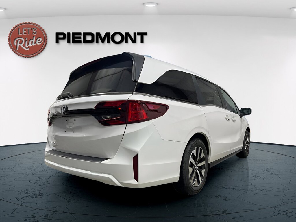 New 2026 Honda Odyssey EX-L Van Passenger