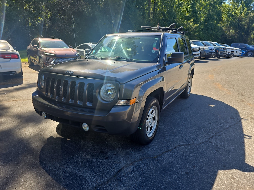 Used 2016 Jeep Patriot 4WD 4dr Sport SUV