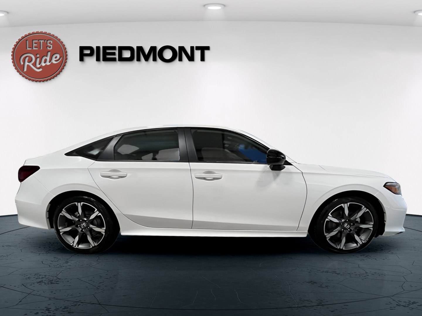 2026 Honda Civic Hybrid Sport Touring photo 2