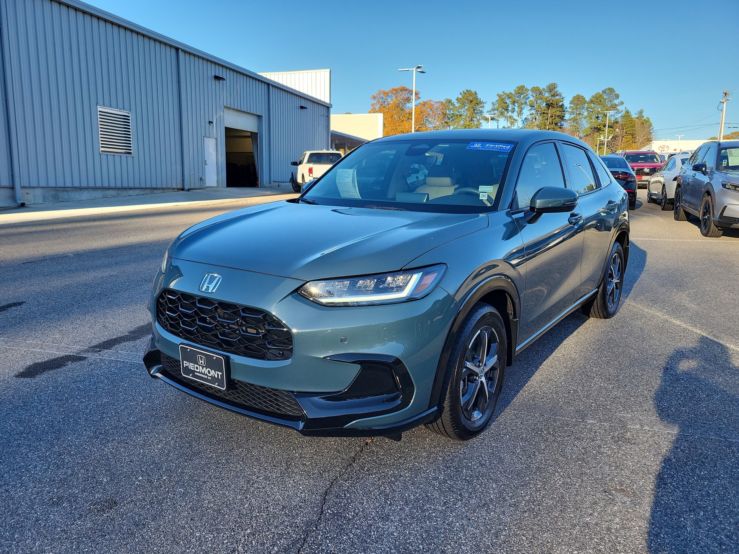 2024 Honda HR-V EX-L's photo