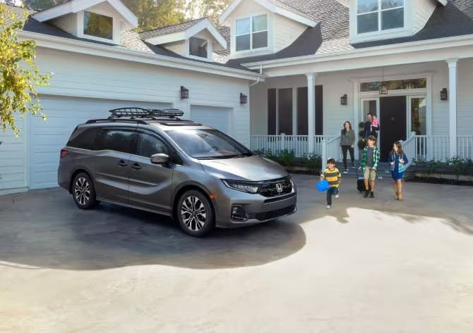 2025 honda odyssey lifestyle image