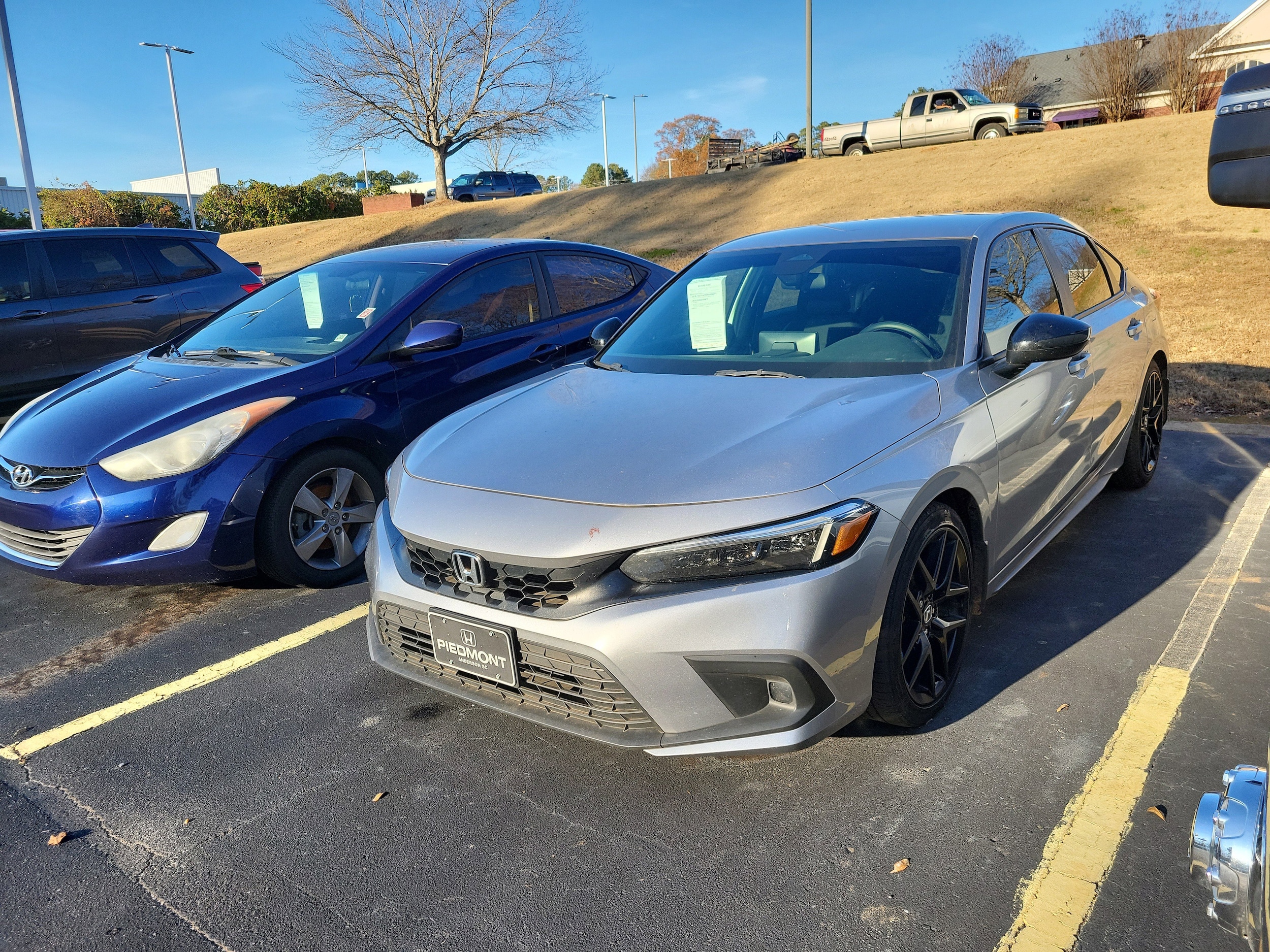 2023 Honda Civic Hatchback Sport's photo