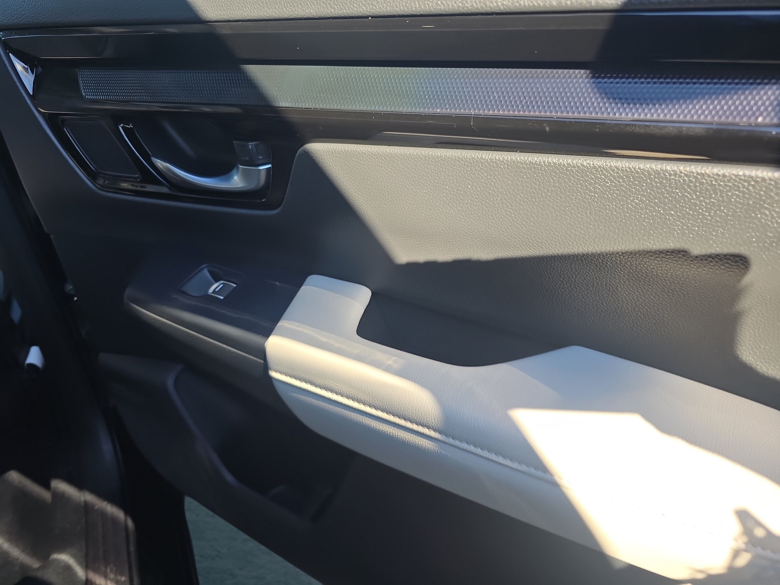 2024 Honda CR-V EX-L - Photo 18
