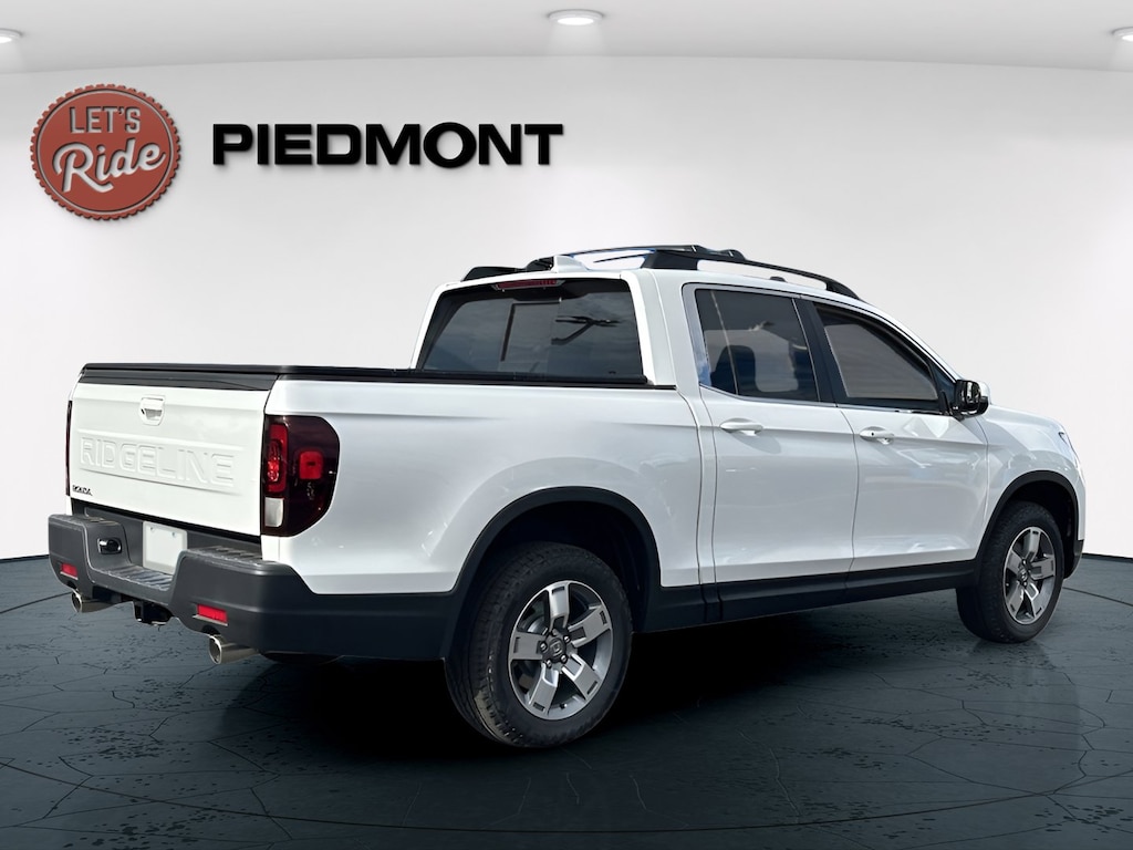 New 2026 Honda Ridgeline RTL Truck Crew Cab