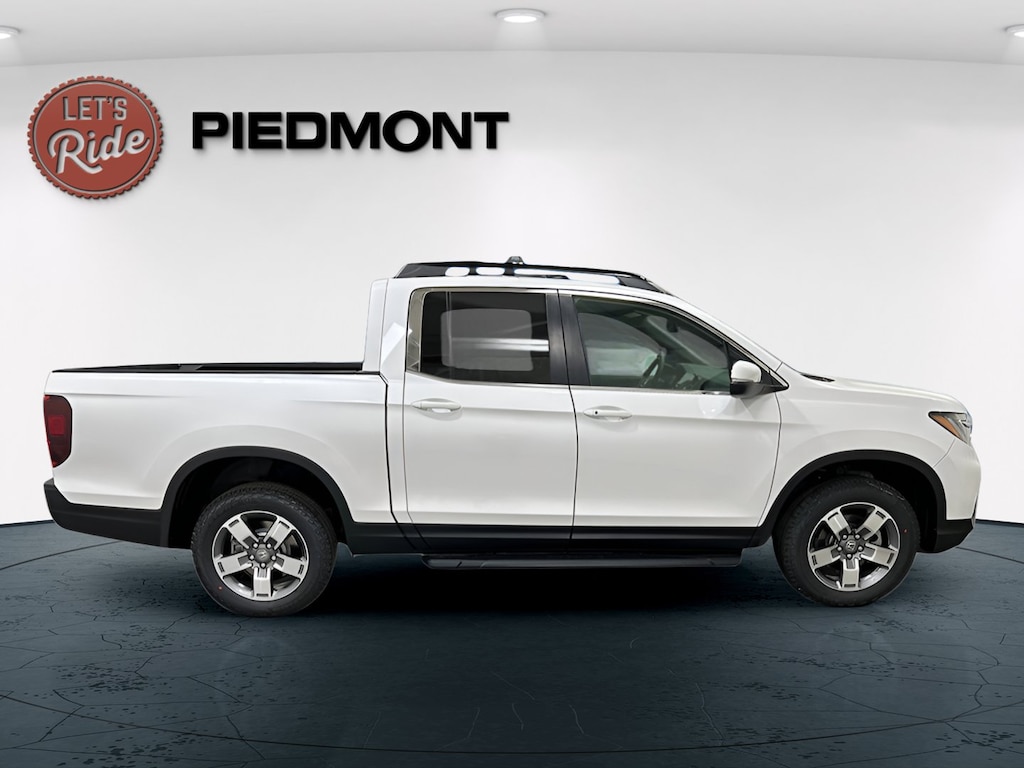 New 2026 Honda Ridgeline RTL Truck Crew Cab