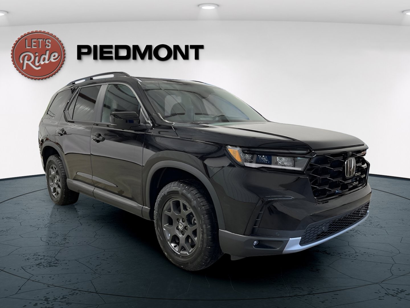 2025 Honda Pilot TrailSport's photo