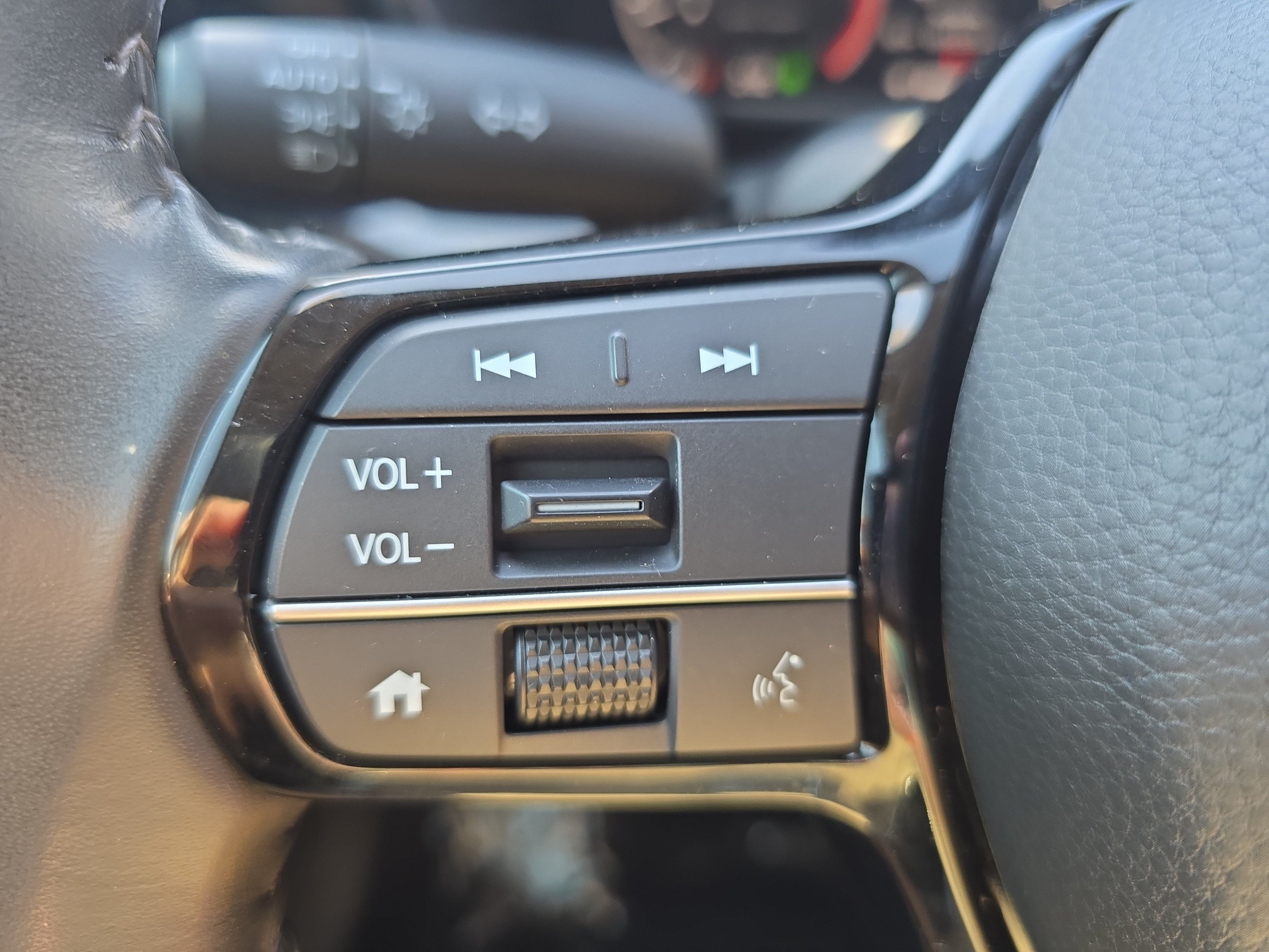 2024 Honda CR-V EX-L - Photo 31