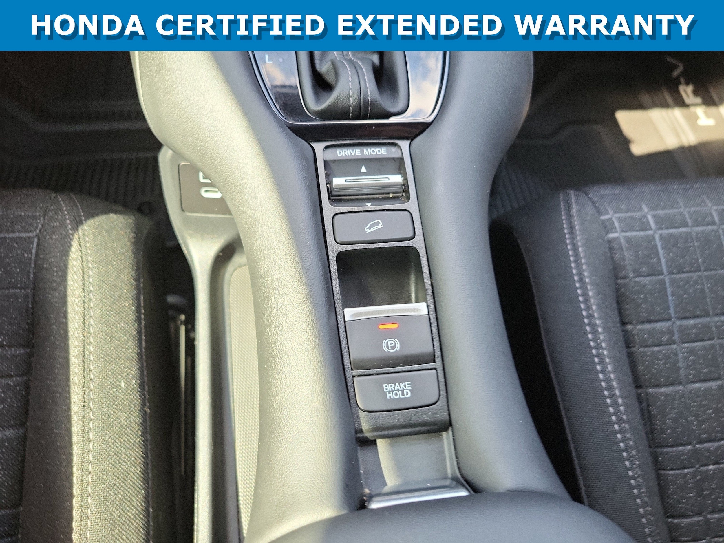 2025 Honda HR-V LX - Photo 36