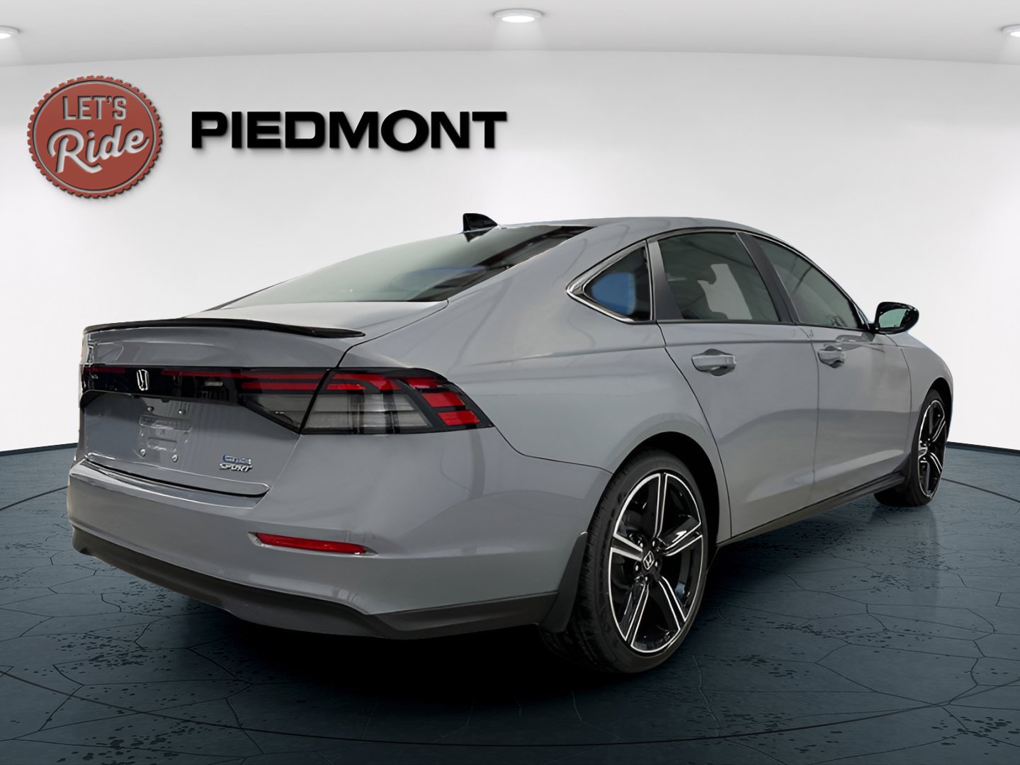 2025 Honda Accord Hybrid Sport photo 3