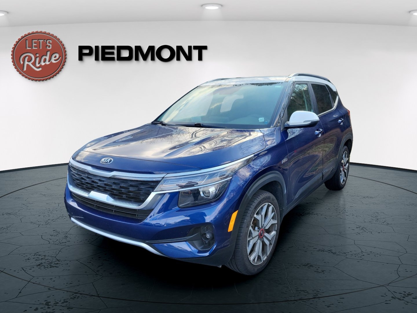 2021 Kia Seltos S's photo