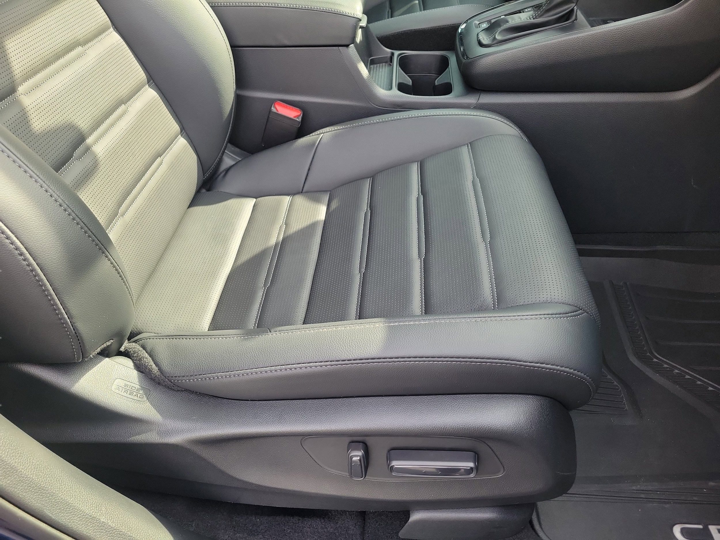 2025 Honda CR-V EX-L - Photo 22
