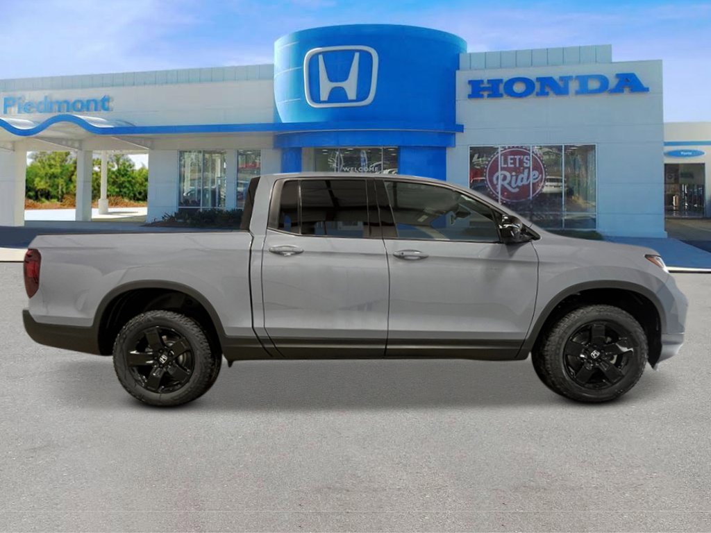 2026 Honda Ridgeline Black Edition photo 2