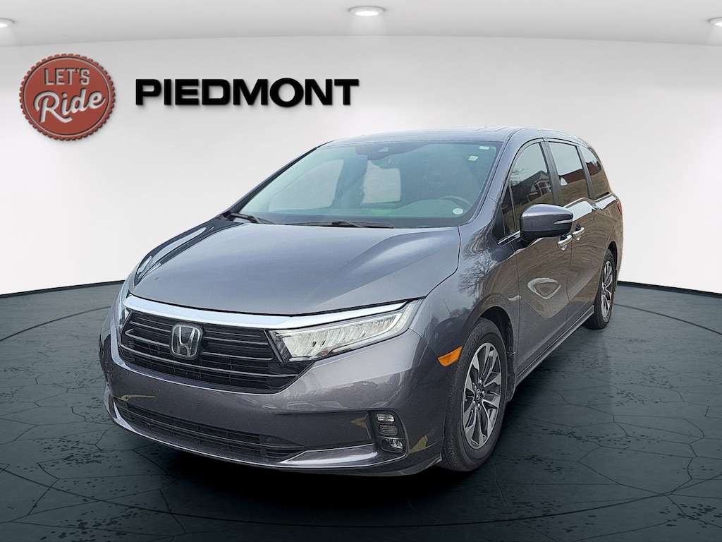 Certified 2024 Honda Odyssey EX-L Auto Van