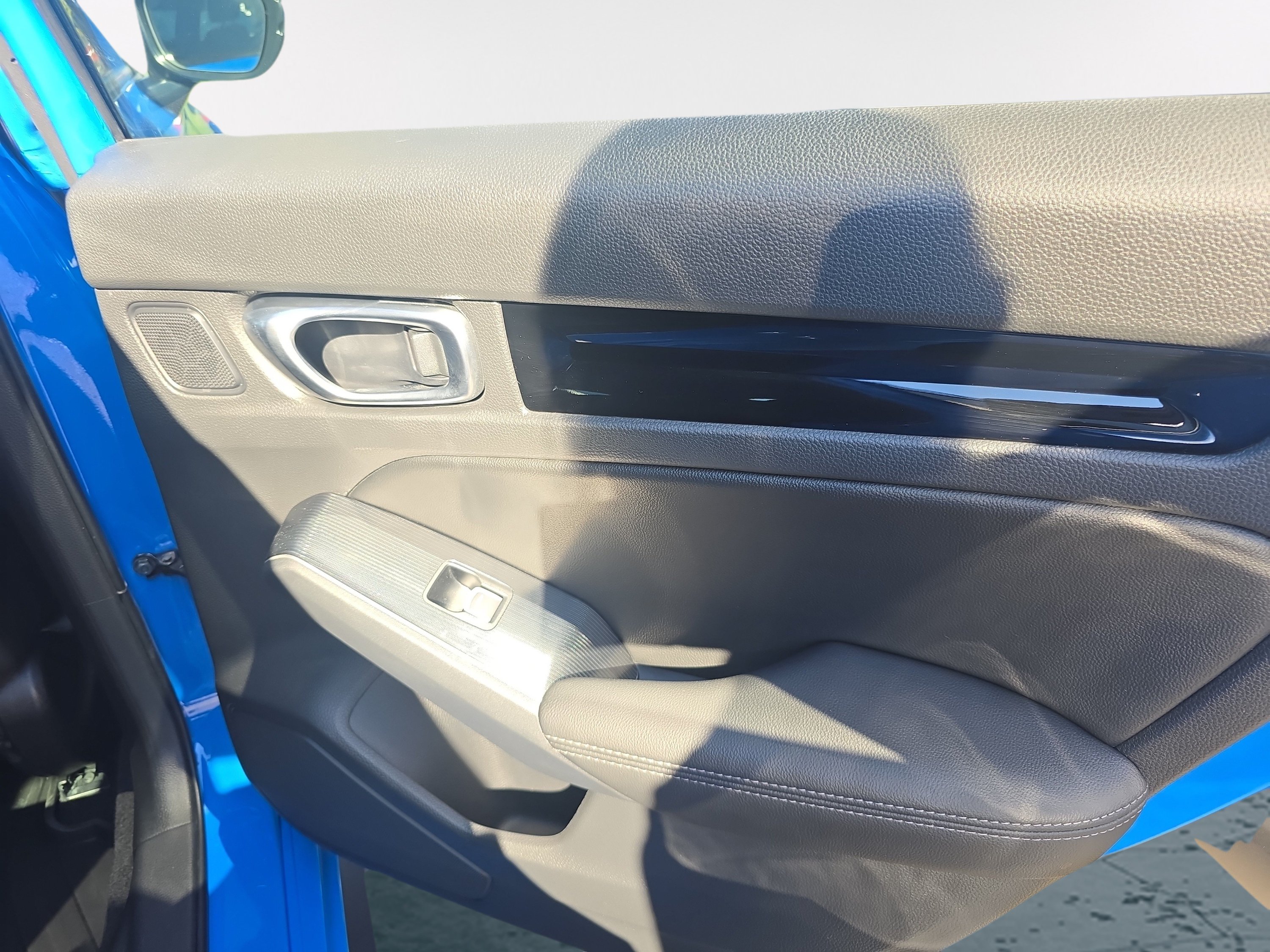 2024 Honda Civic Hatchback Sport Touring - Photo 19