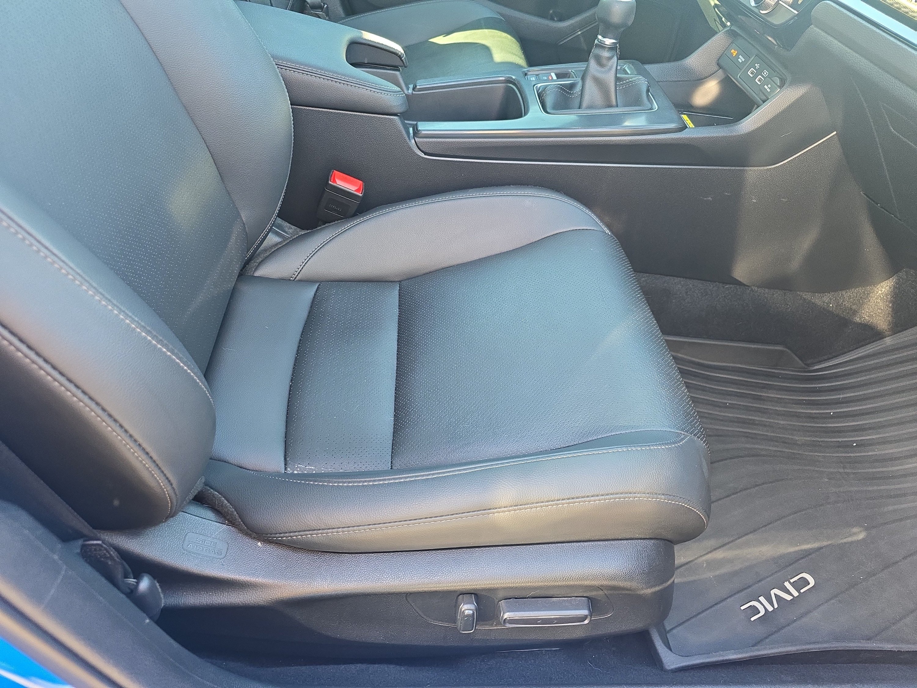 2024 Honda Civic Hatchback Sport Touring - Photo 20
