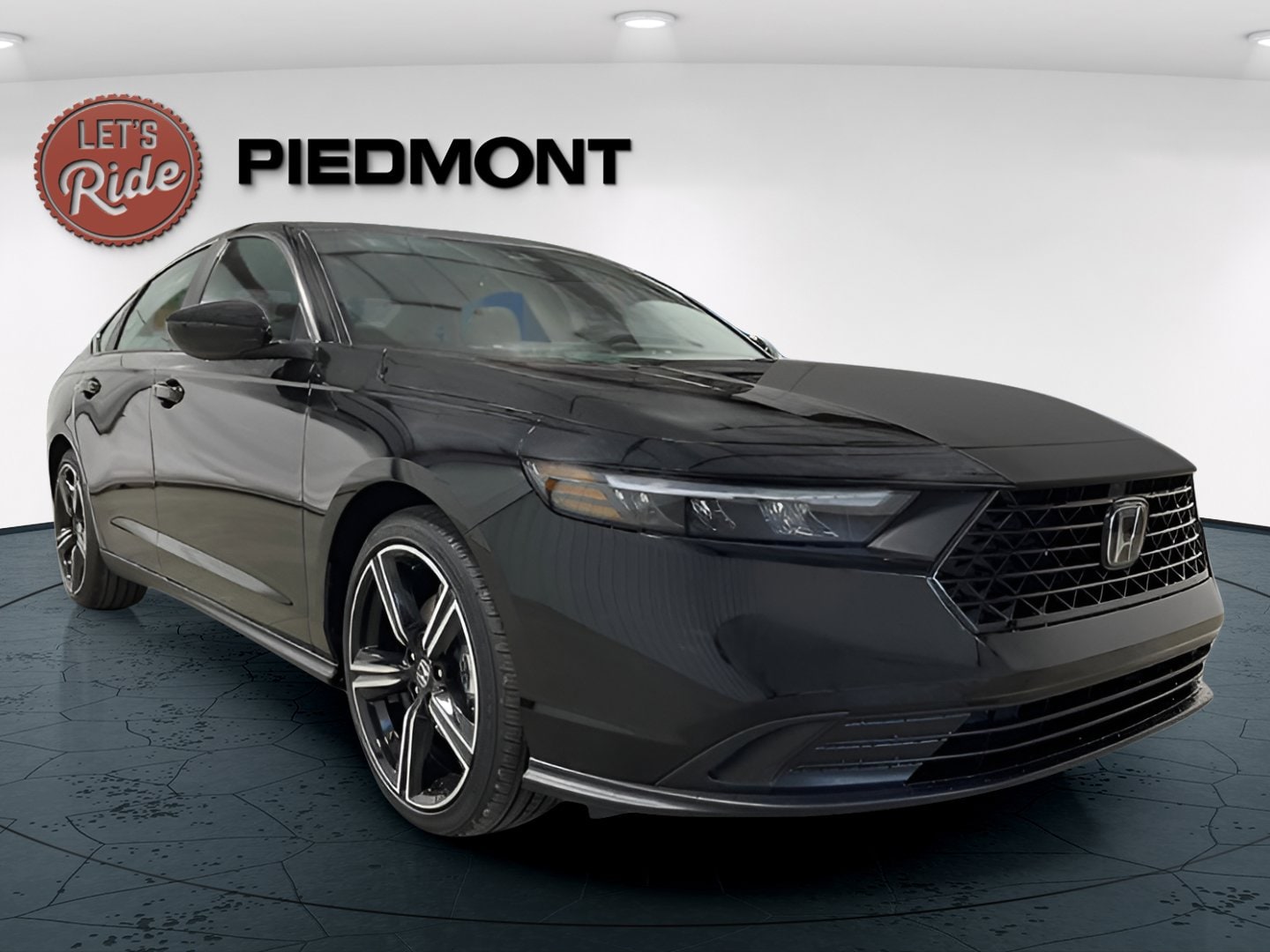 2025 Honda Accord Hybrid Sport's photo