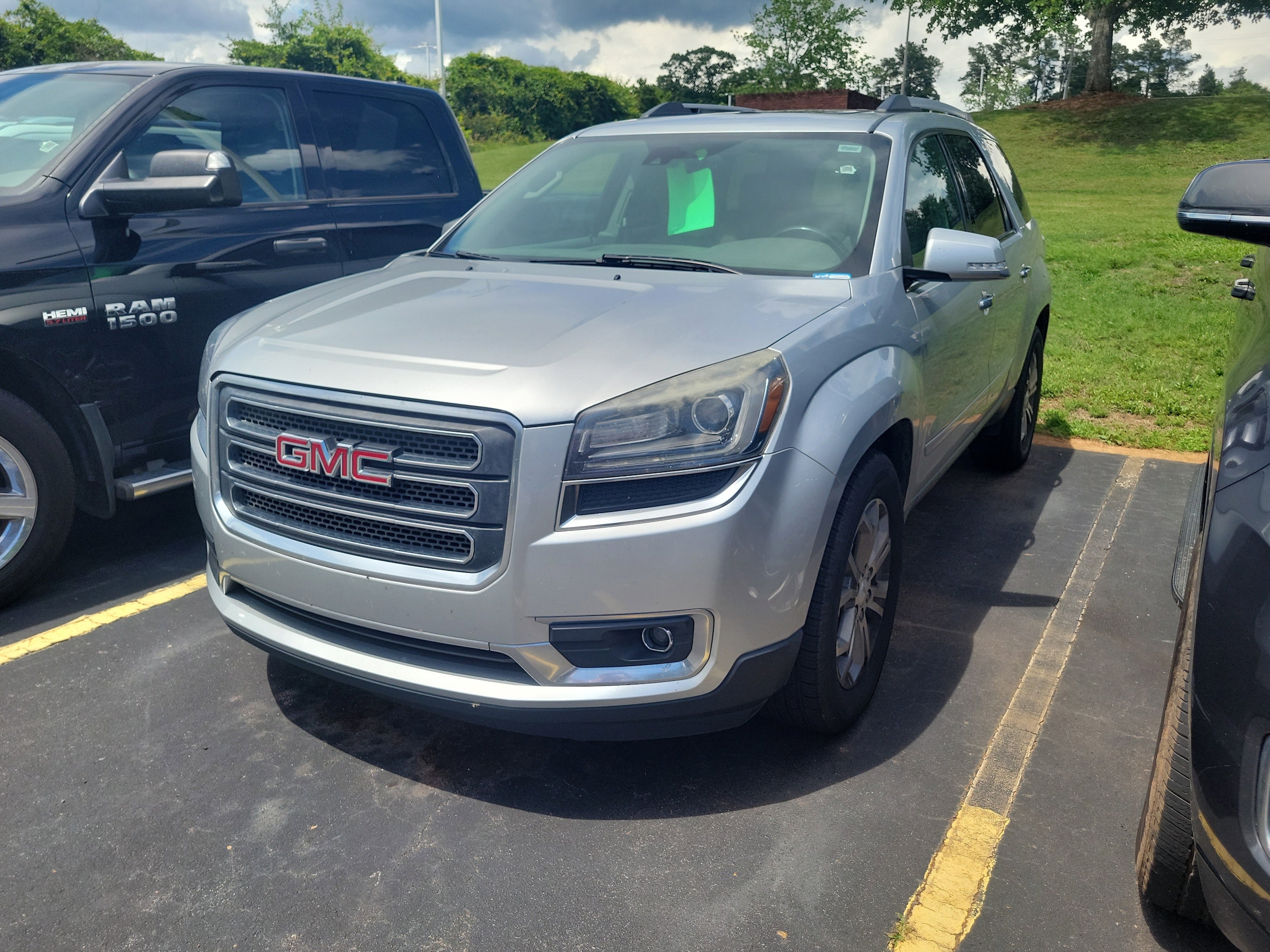 2015 GMC Acadia FWD SLT-1's photo