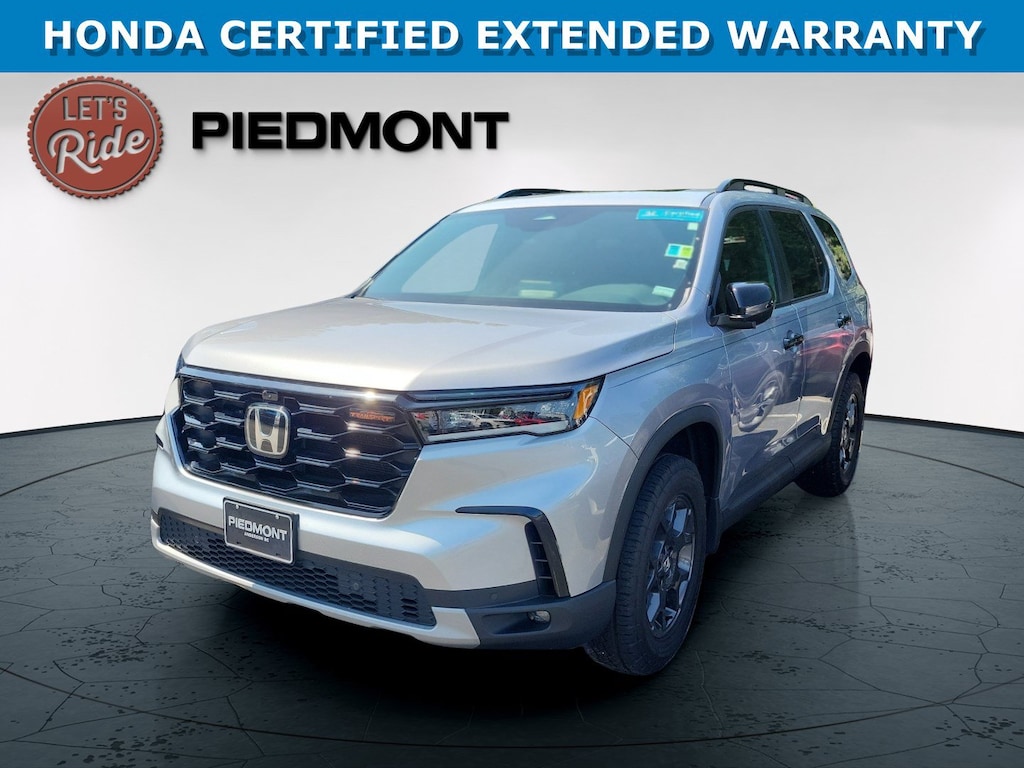 Certified 2025 Honda Pilot TrailSport AWD SUV
