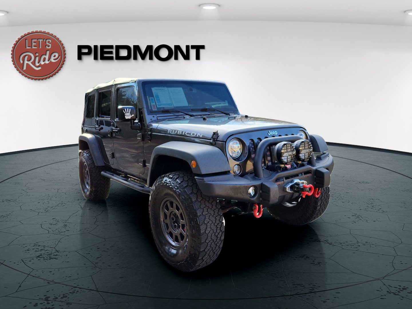 2017 Jeep Wrangler Unlimited Rubicon photo 2