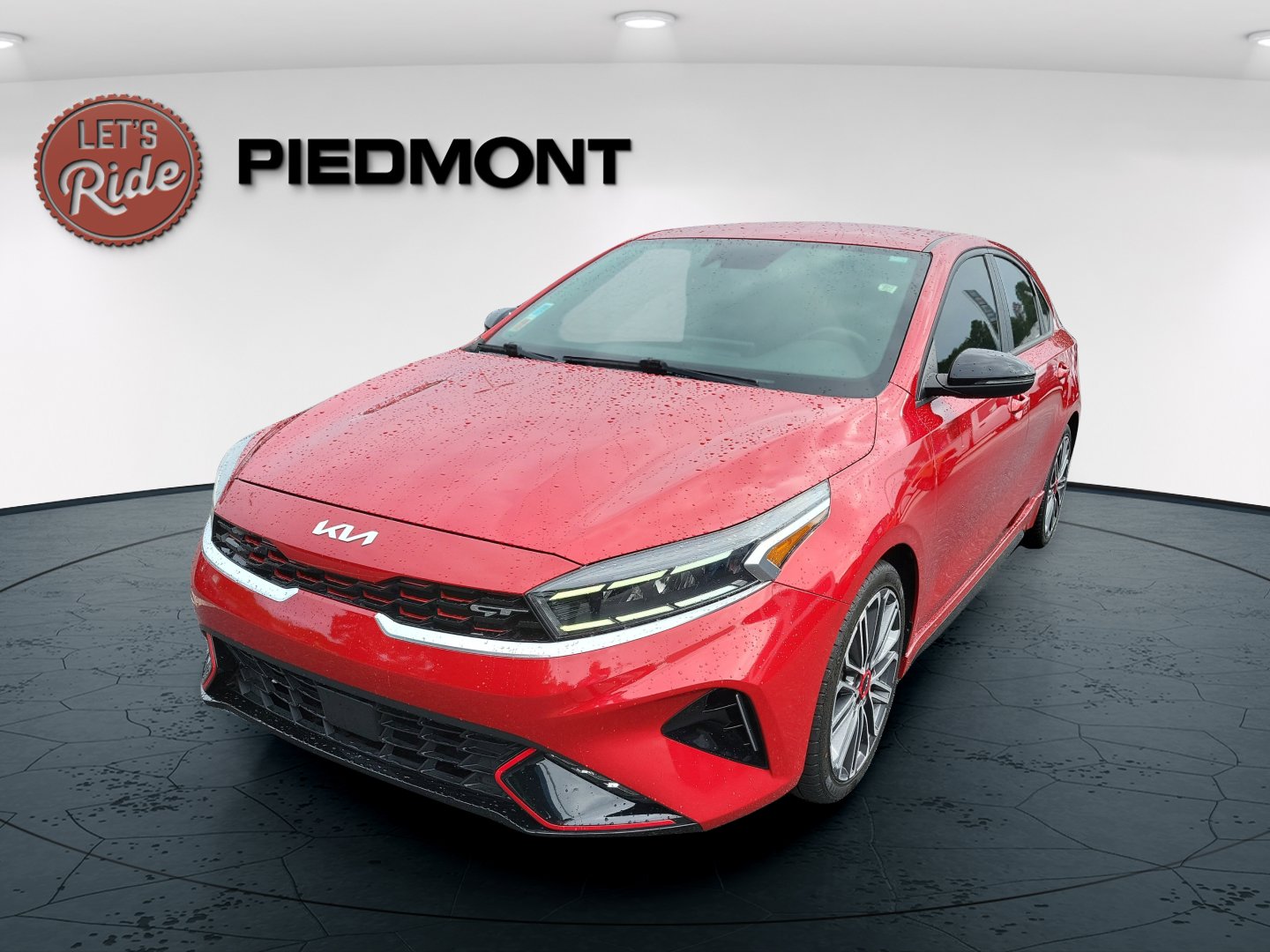 2023 Kia Forte GT photo 3