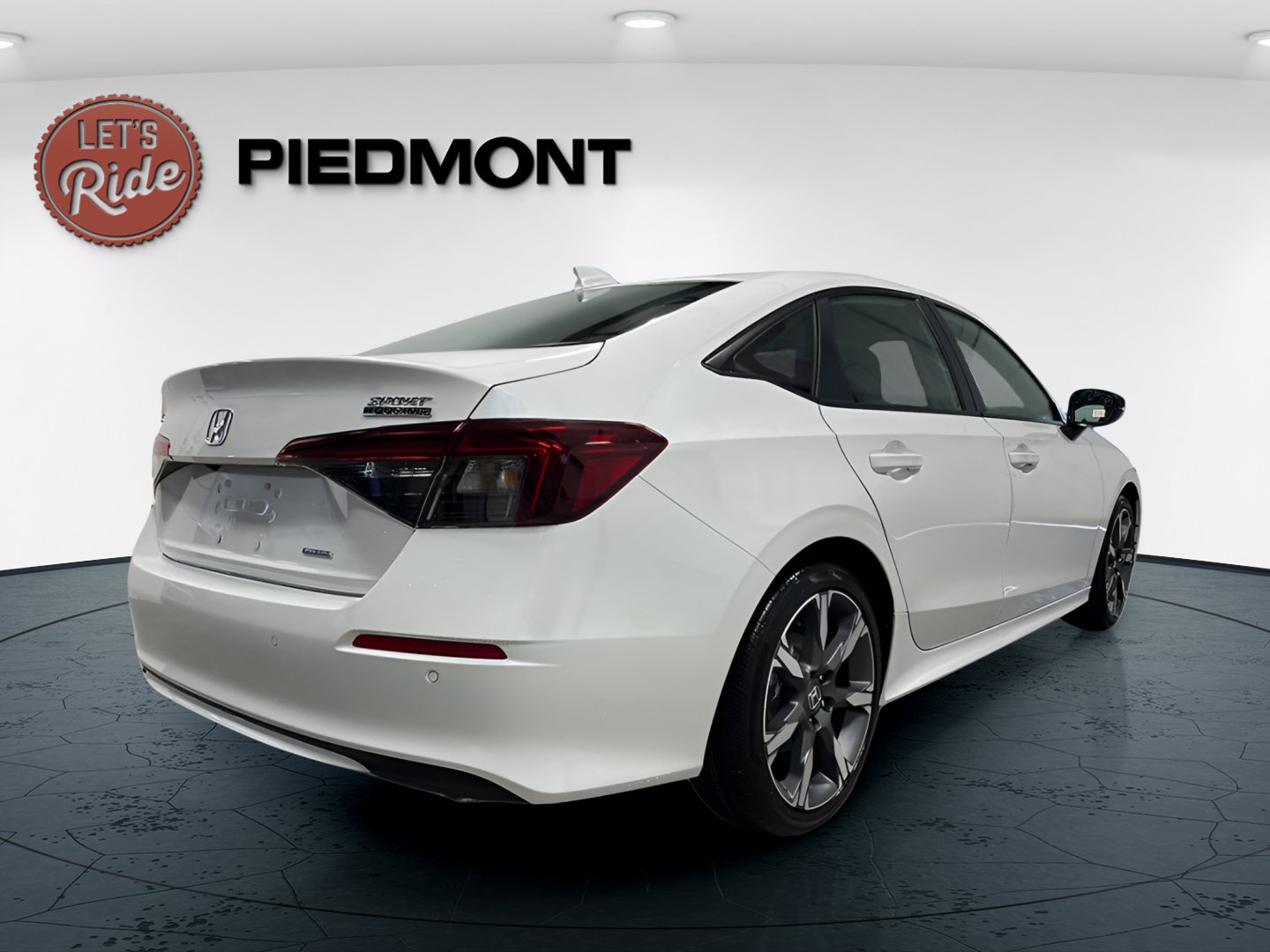 2026 Honda Civic Hybrid Sport Touring photo 3