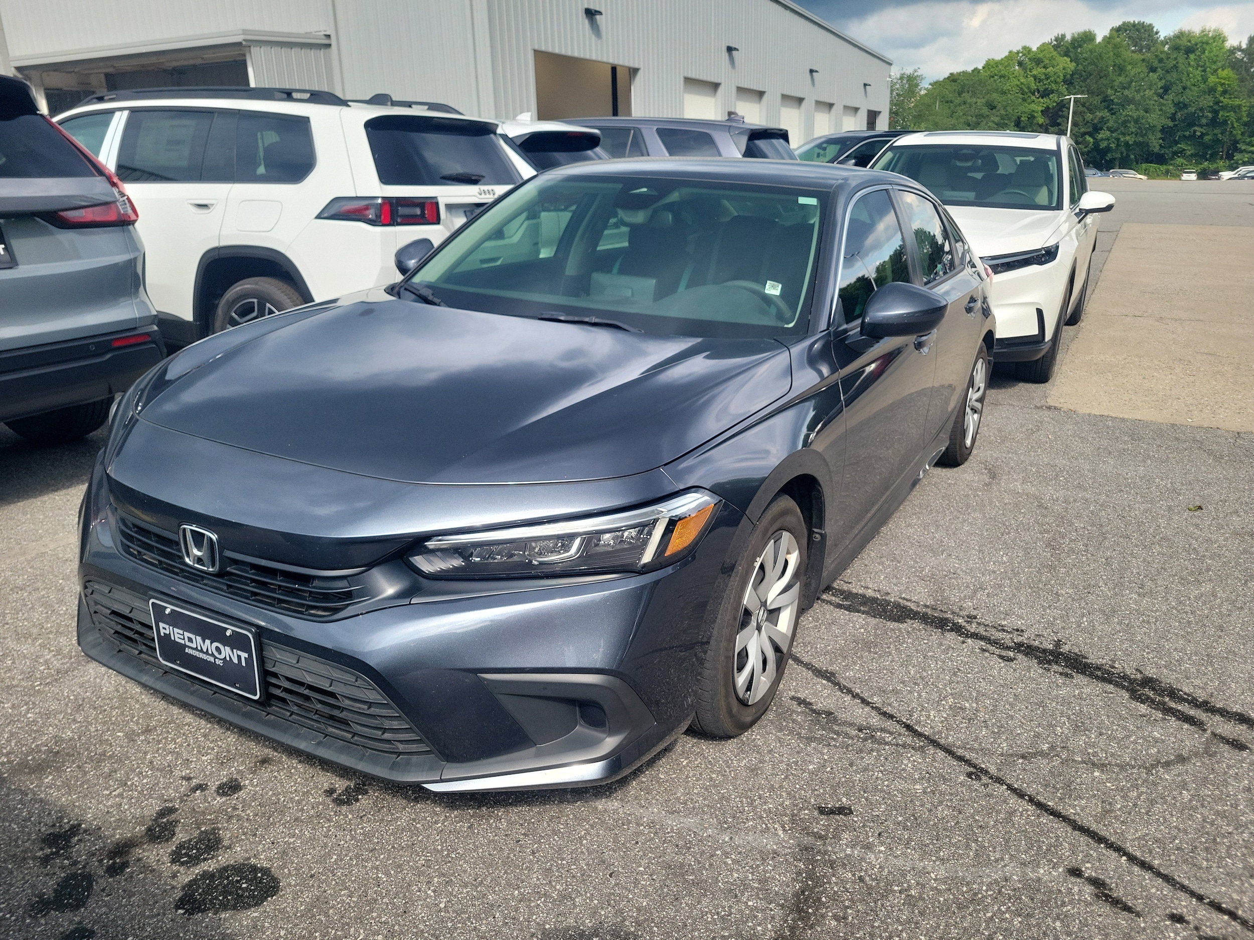 2024 Honda Civic LX CVT's photo