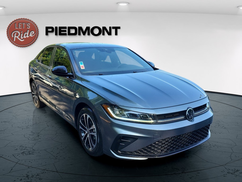 Used 2025 Volkswagen Jetta Sport Auto Sedan