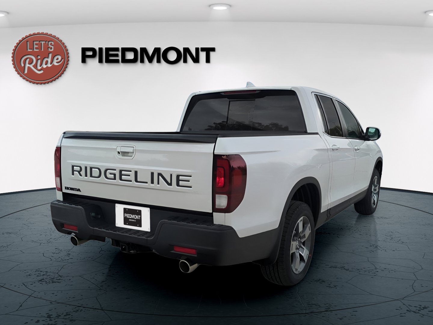 2025 Honda Ridgeline RTL photo 3