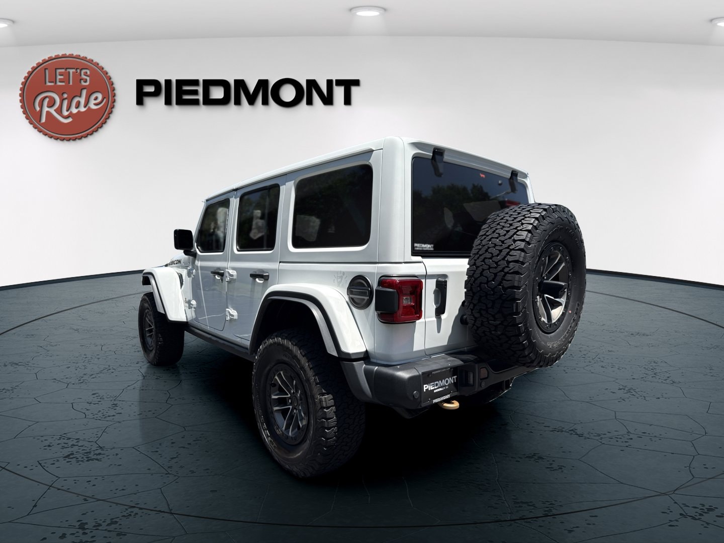 2024 Jeep Wrangler 4-Door Rubicon 392 - Photo 8