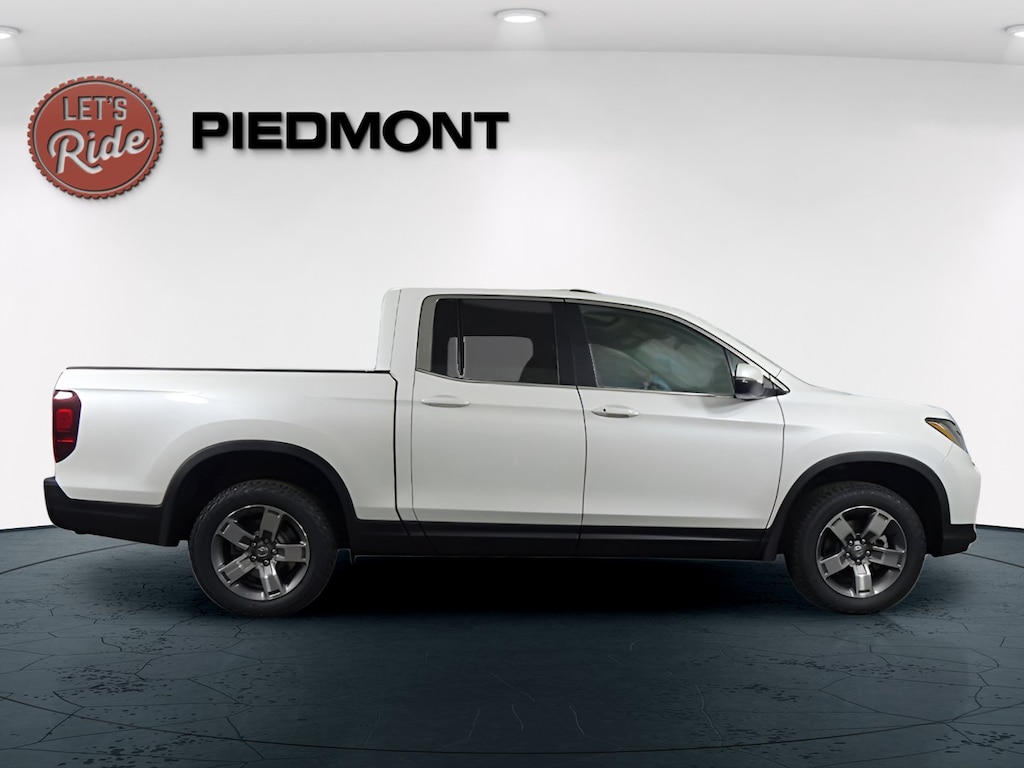 New 2026 Honda Ridgeline RTL Truck Crew Cab