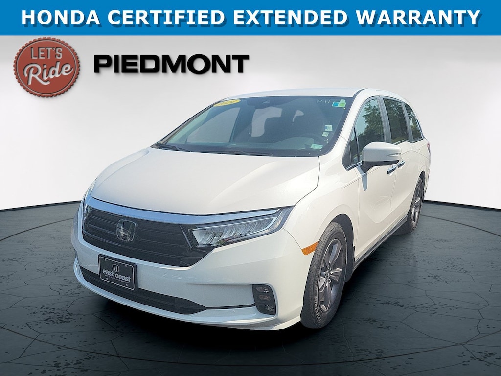 Certified 2024 Honda Odyssey EX Auto Van